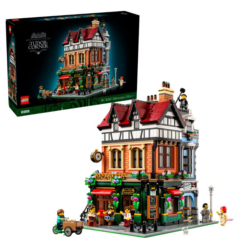 LEGO Icons 10350 Дом на углу в стиле Тюдоров