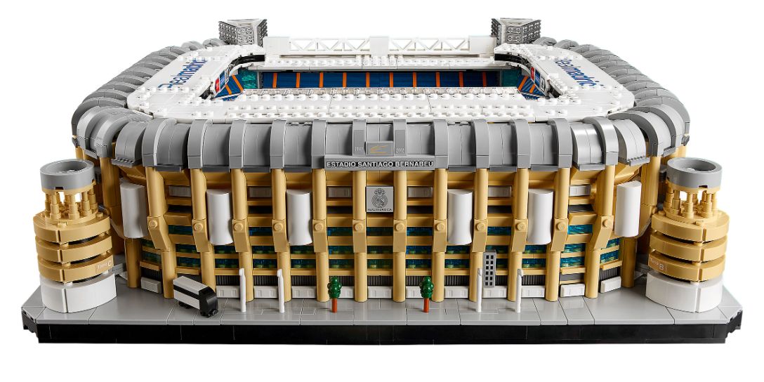 Конструктор LEGO 10299 Сантьяго Бернабеу — стадион ФК Реал Мадрид