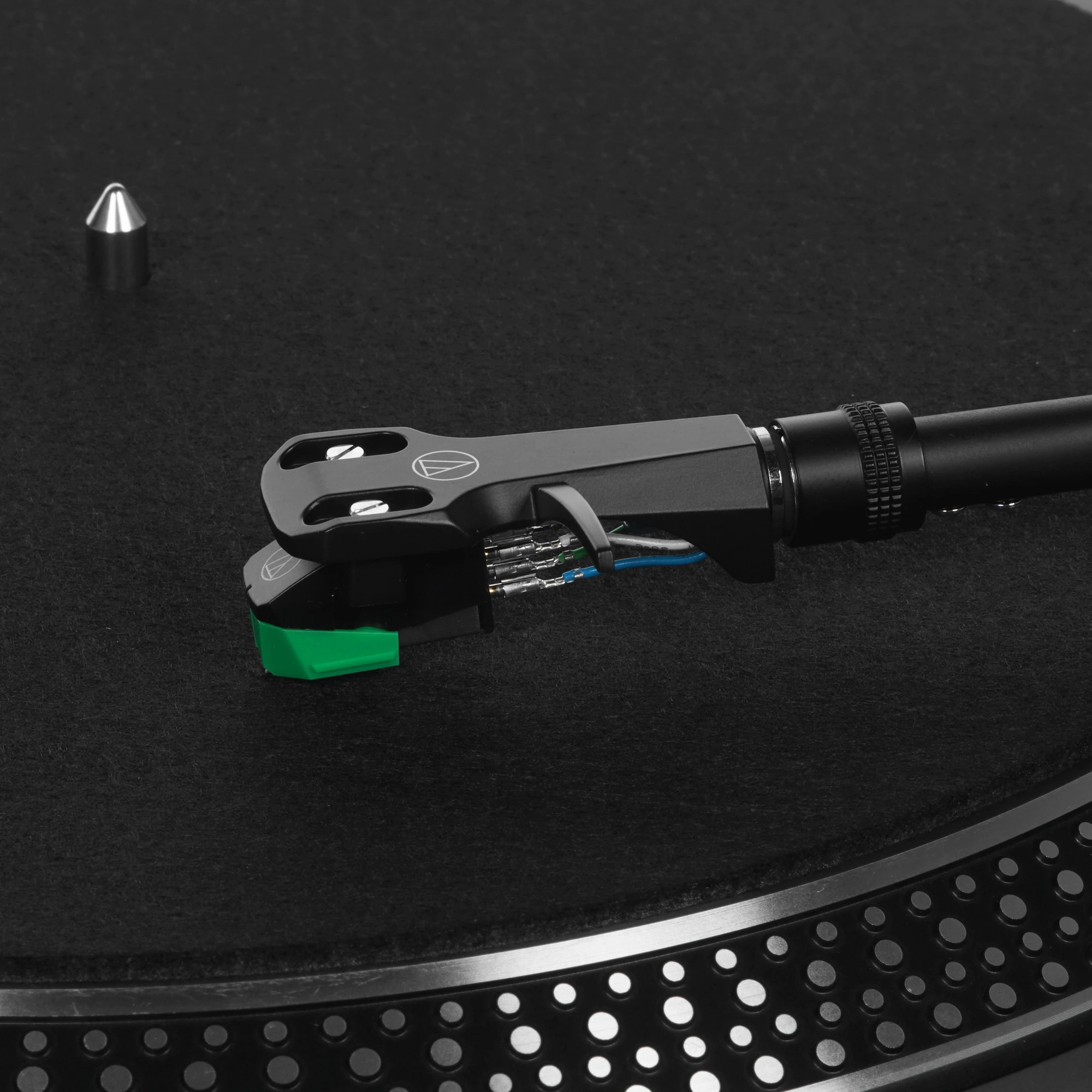 Виниловый проигрыватель Audio-Technica AT-LP120XUSB, черный