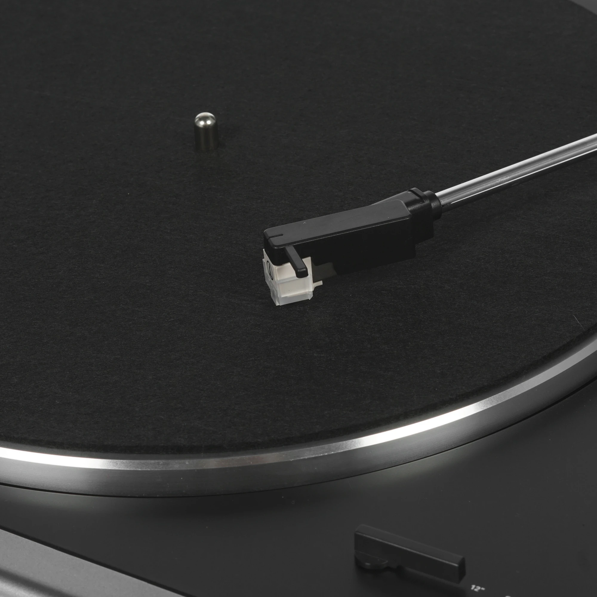 Виниловый проигрыватель Audio-Technica AT-LP60XUSBGM, черный