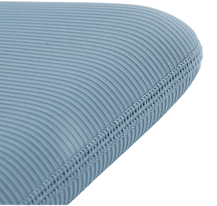 Uniq Cyprus Ridge Edition Neoprene Laptop sleeve для MacBook 15/16, Sky Blue (CYPRUSRE(15)-SKYBLUE)