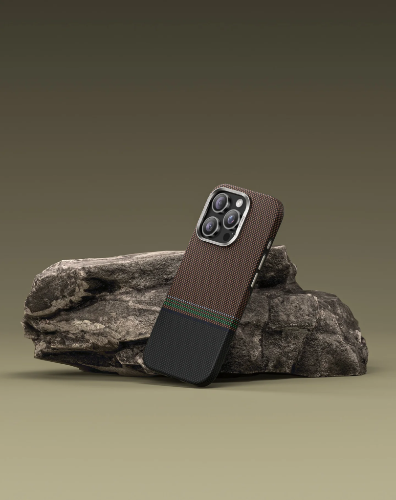 Prestige_ArmorPro_Case_built_with_Kevlarfor_iPhone_16_Pro_Max_3_-min.jpg