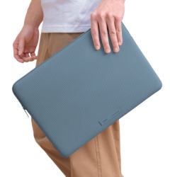Чехол Uniq Cyprus Ridge Edition Neoprene Laptop sleeve для MacBook 13/14, Sky Blue (CYPRUSRE(13)-SKYBLUE)