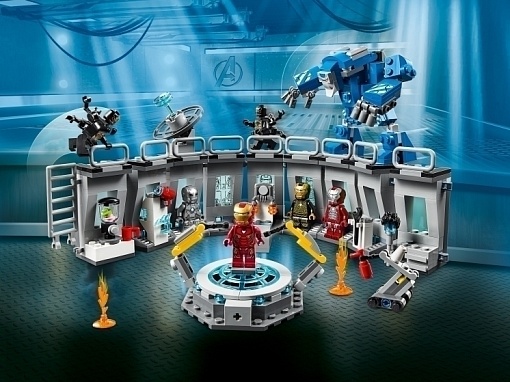Конструктор LEGO Marvel Super Heroes 76125 Avengers Лаборатория Железного человека