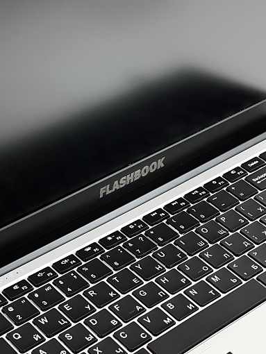 Ноутбук FlashBook 15.6" (AMD Ryzen 3 3300U, RAM 8 ГБ, SSD 256 ГБ, AMD Radeon RX Vega 6, Windows Home, Русская раскладка)