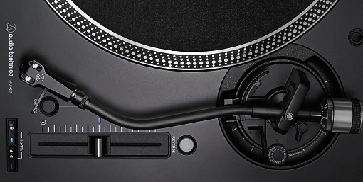 Виниловый проигрыватель Audio-Technica AT-LP140XP